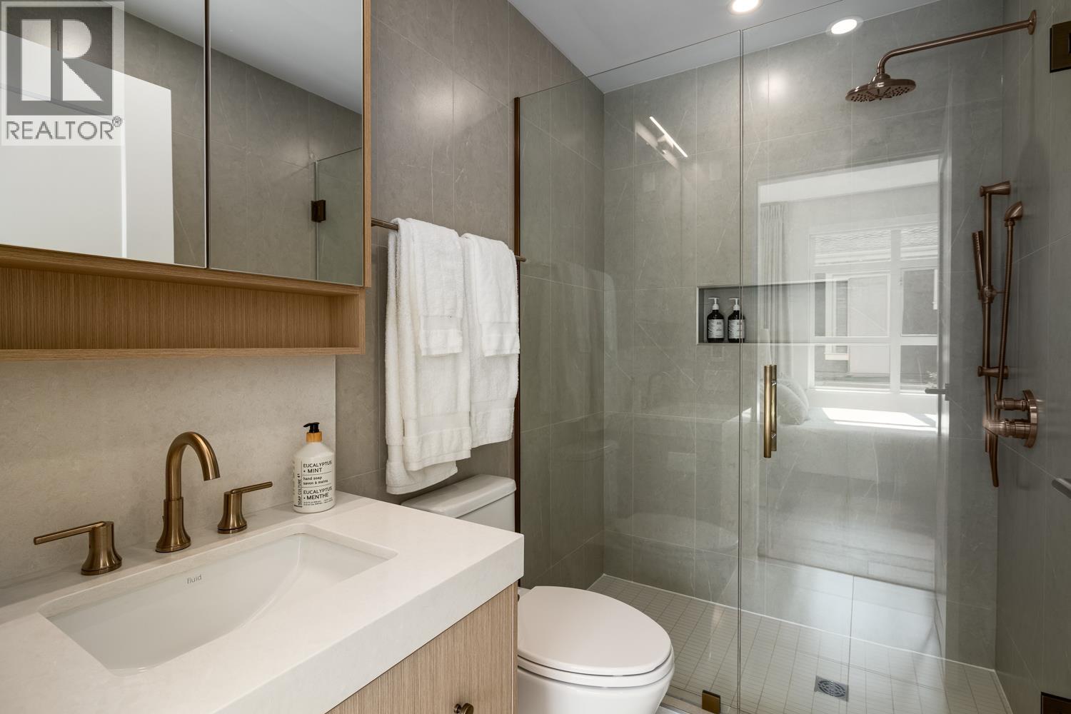 Photo 20 of 207 5007 Ash Street, Vancouver BC