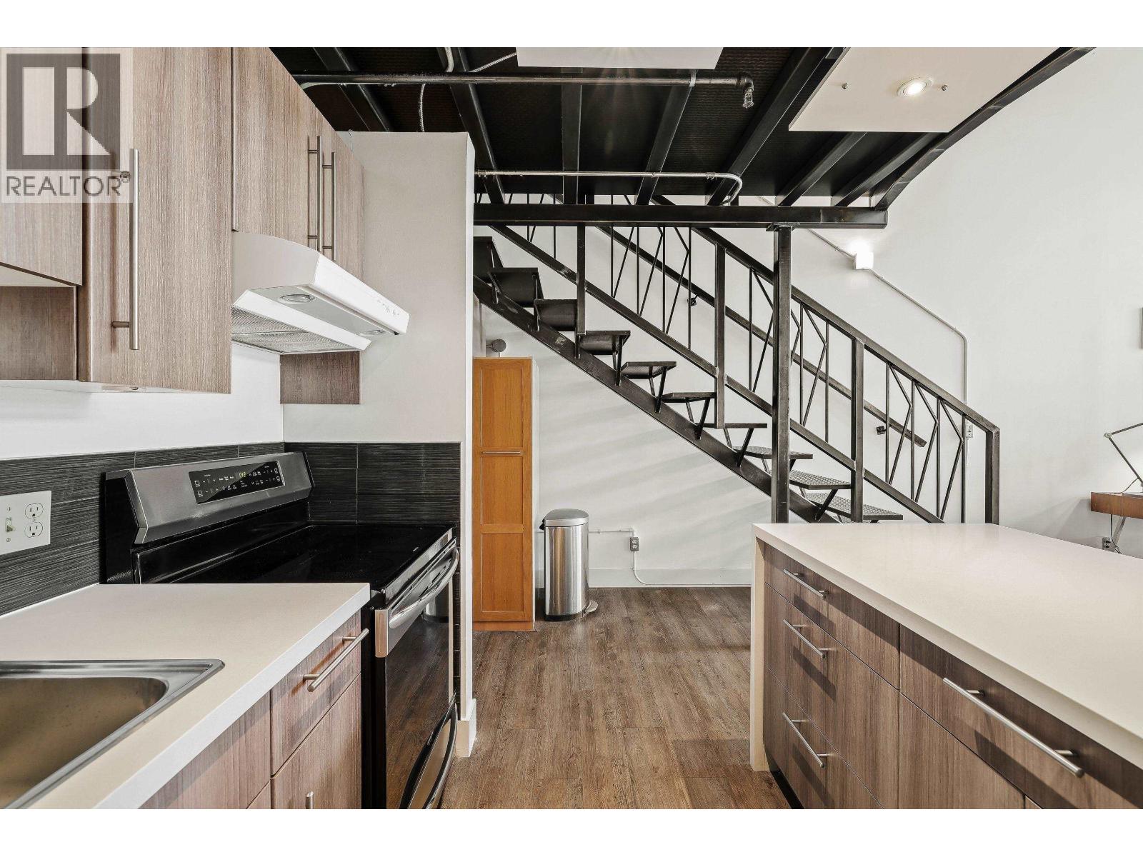 Photo 9 of 115 237 E 4th Avenue, Vancouver BC
