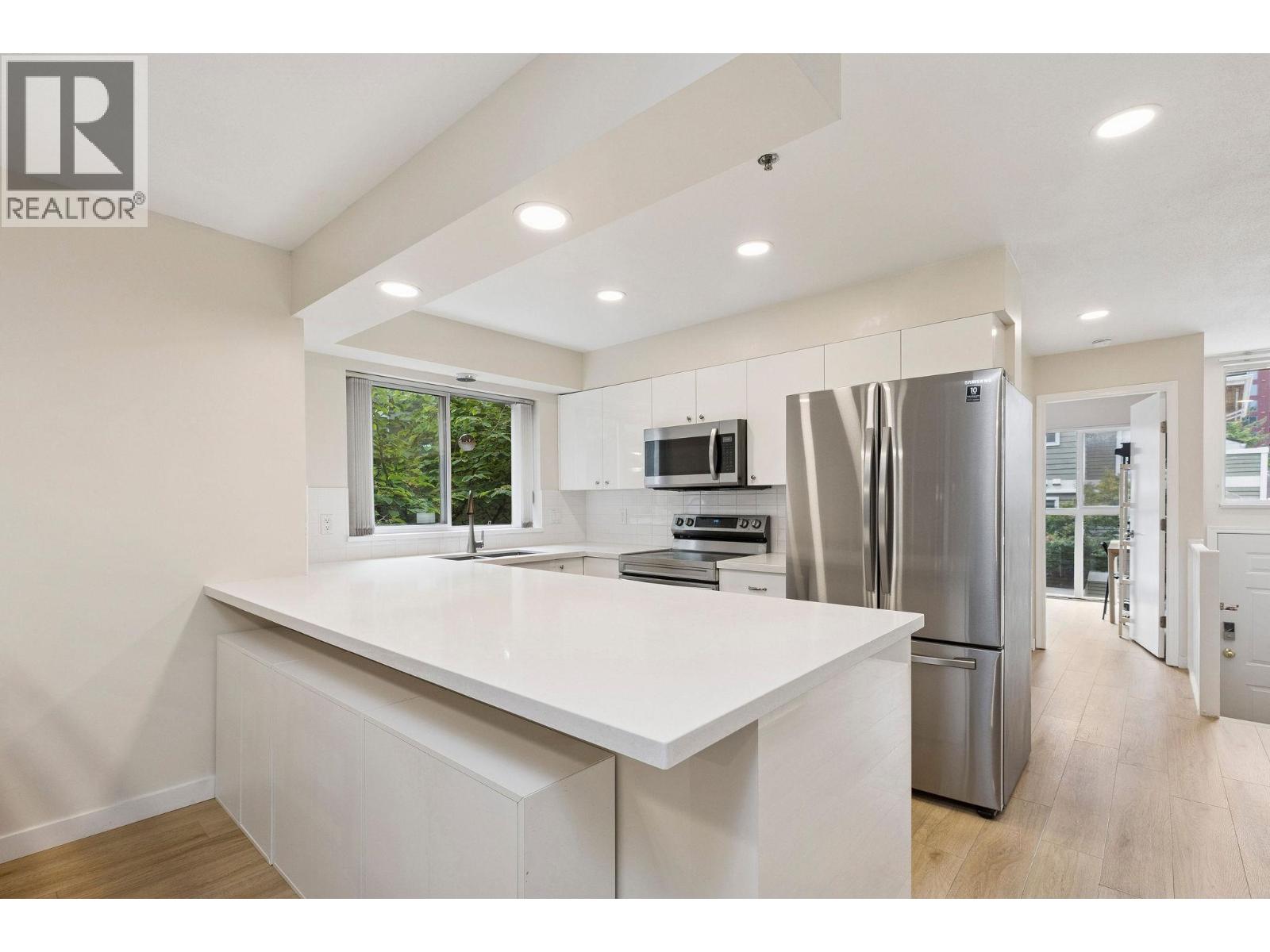 Photo 1 of 3379 Fieldstone Avenue, Vancouver BC
