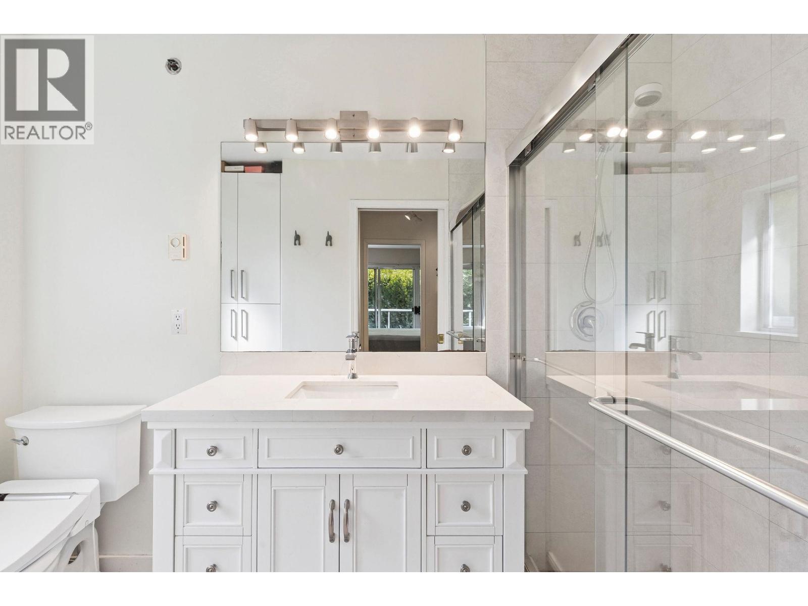 Photo 23 of 3379 Fieldstone Avenue, Vancouver BC