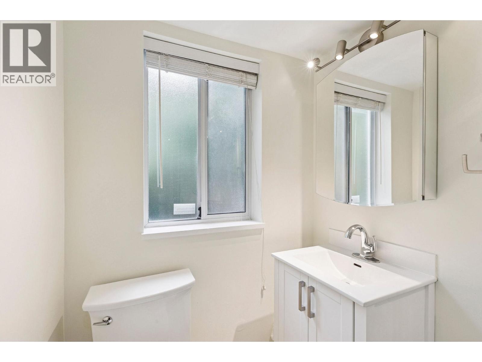 Photo 26 of 3379 Fieldstone Avenue, Vancouver BC