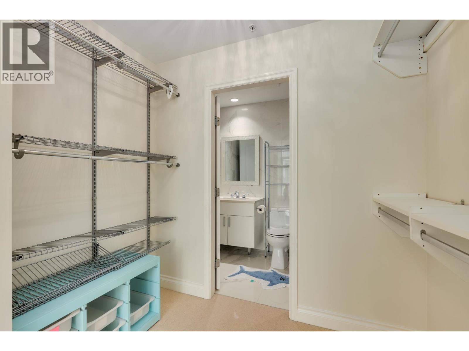 501 185 VICTORY SHIP WAY, North Vancouver