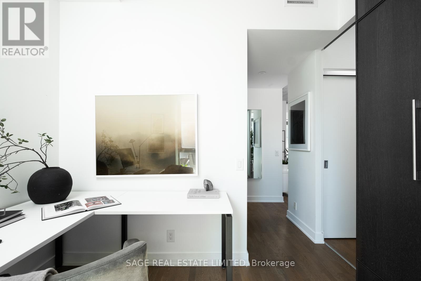 Photo 27 of 401 2 Gladstone Avenue, Toronto ON