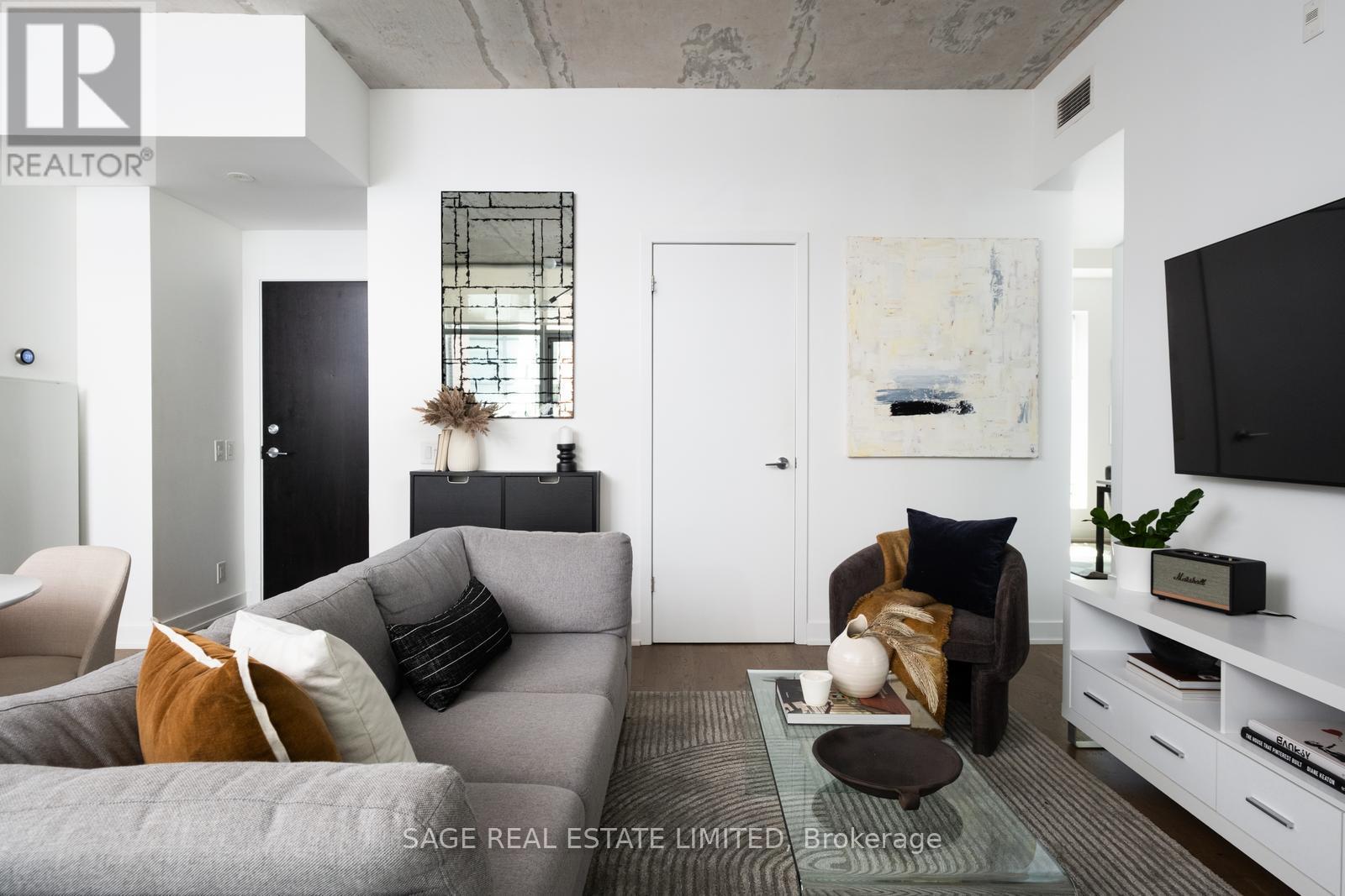 Photo 9 of 401 2 Gladstone Avenue, Toronto ON