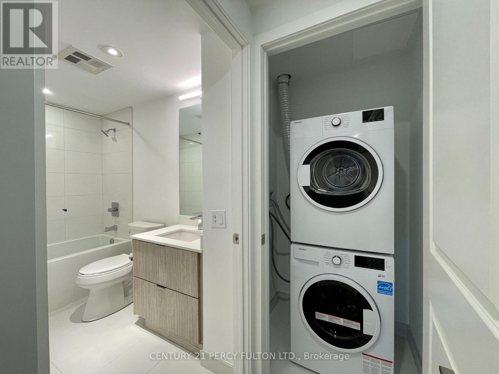 Photo 4 of 2206 395 Bloor Street E, Toronto ON