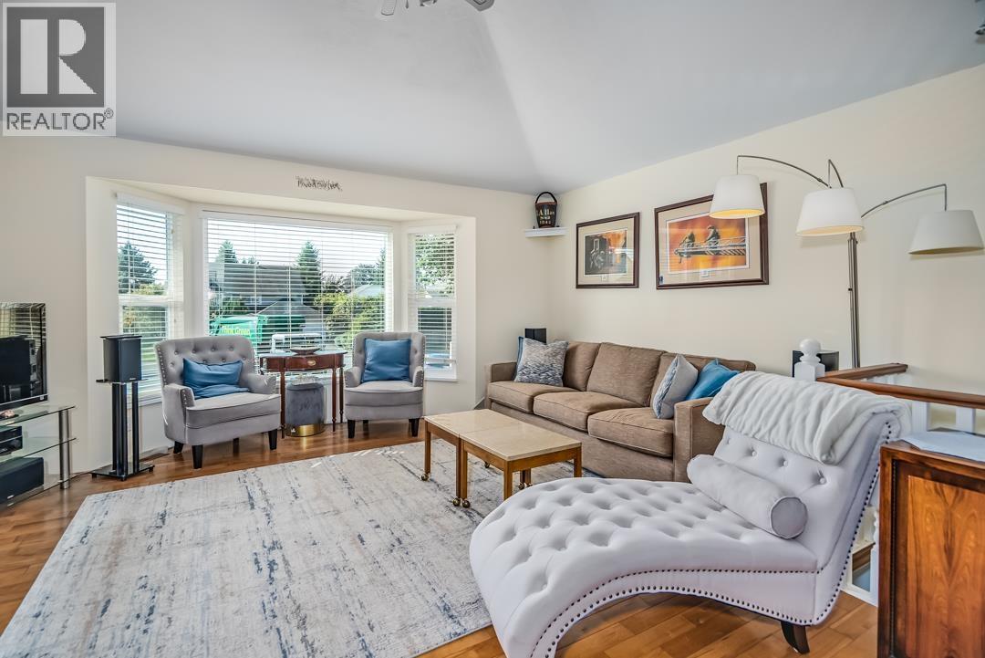 Photo 7 of 18859 123 A Avenue, Pitt Meadows BC