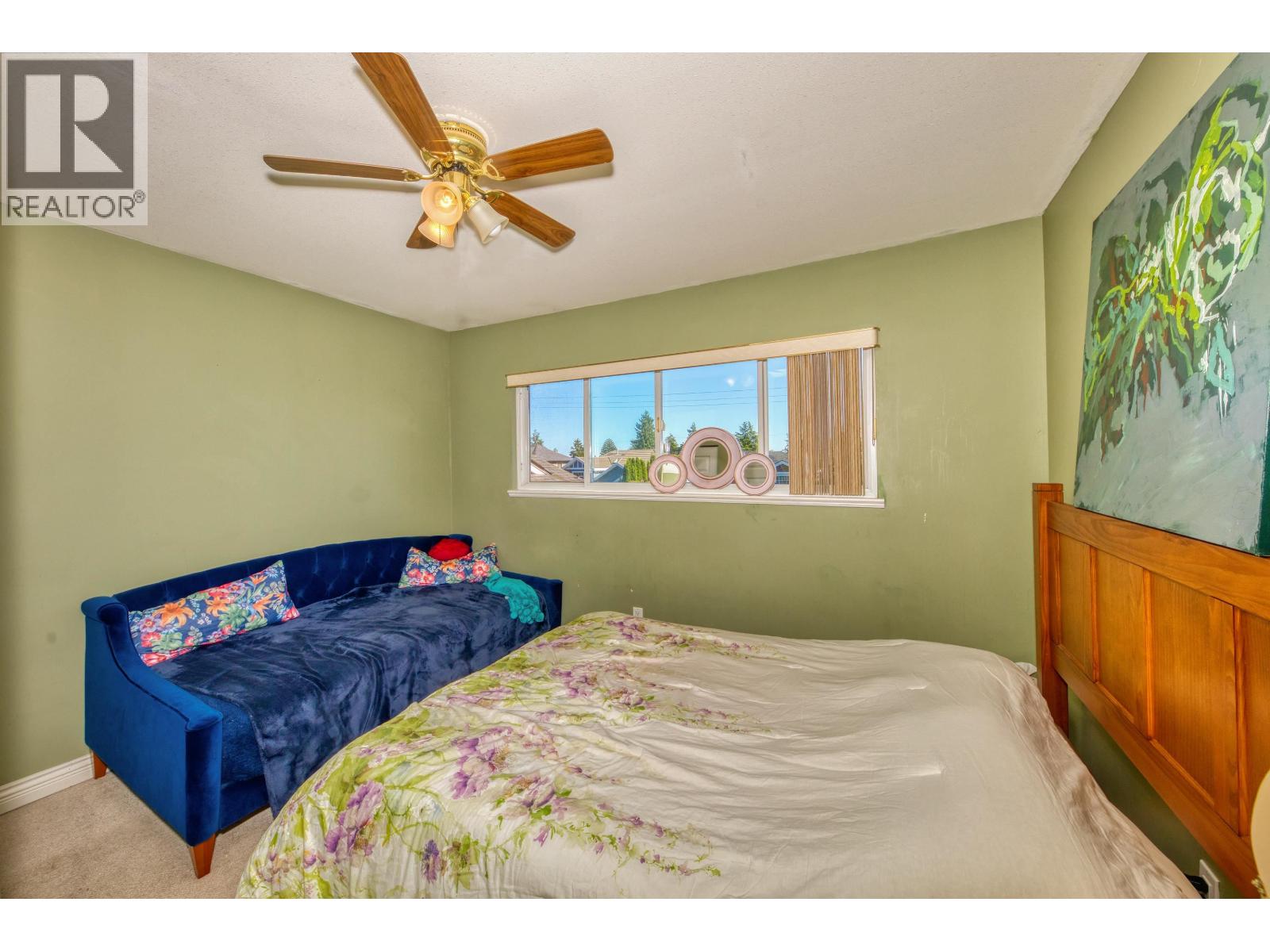 826 E 13TH STREET, North Vancouver