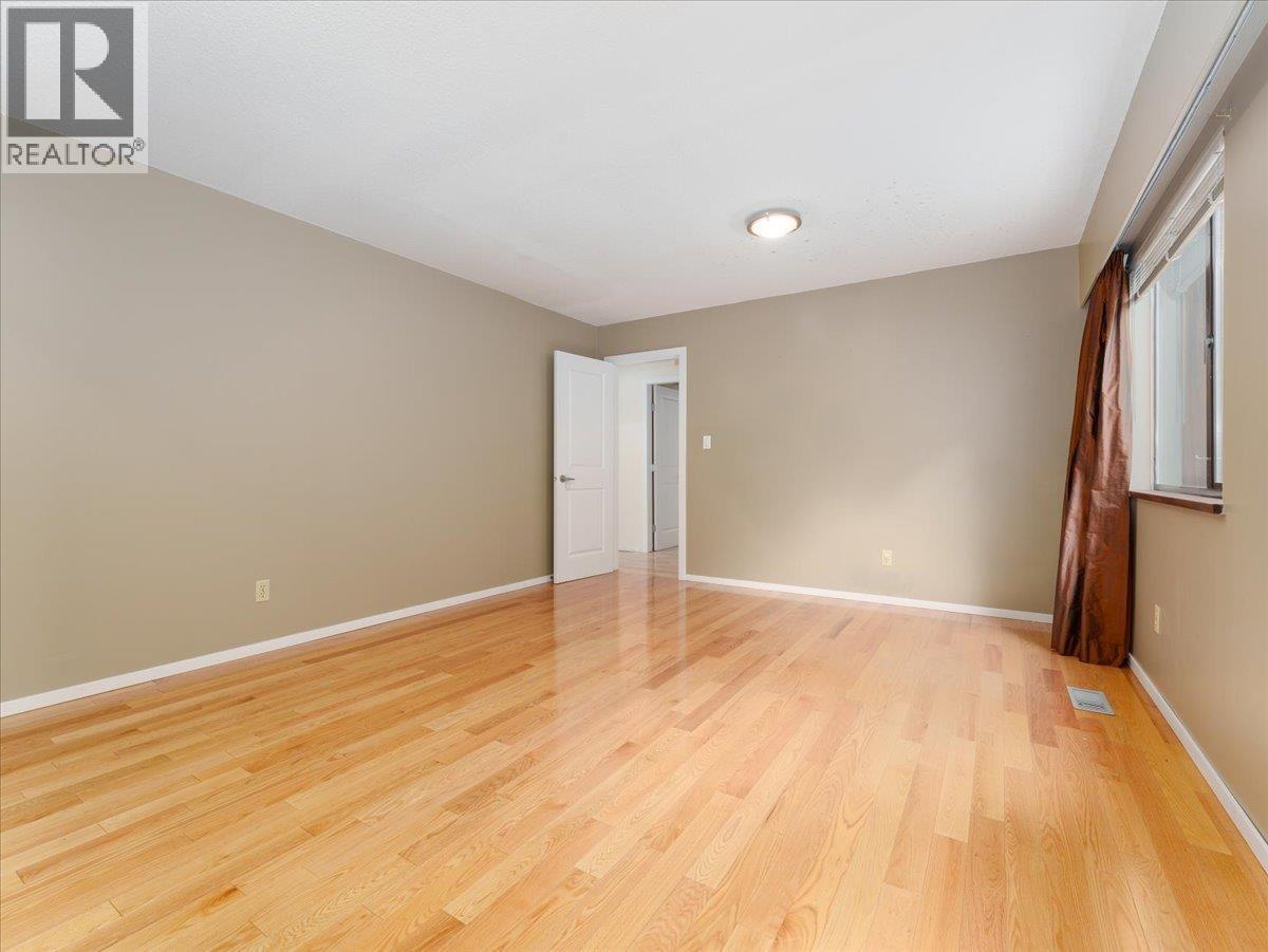 Photo 16 of 277 E Braemar Road, North Vancouver BC