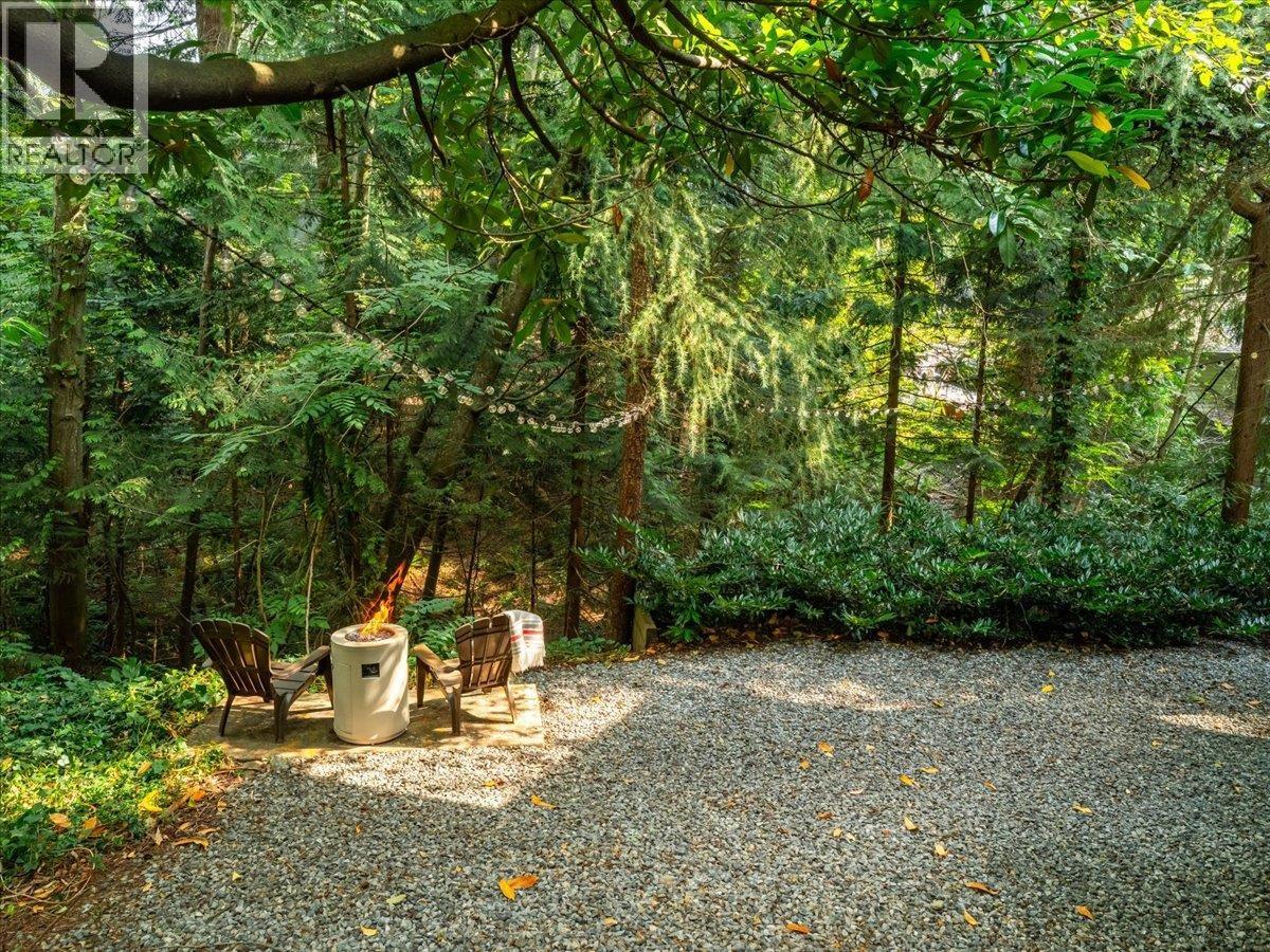 Photo 32 of 277 E Braemar Road, North Vancouver BC
