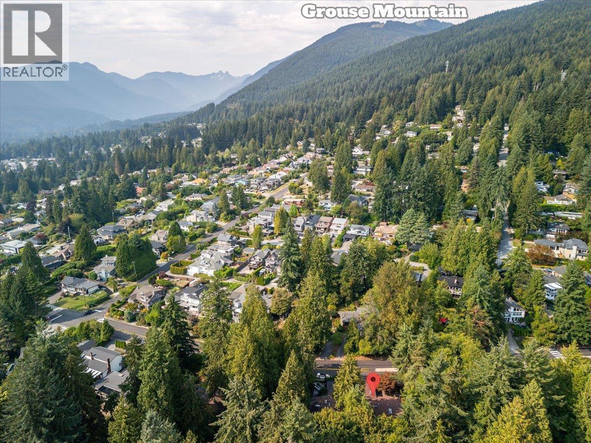 Photo 38 of 277 E Braemar Road, North Vancouver BC
