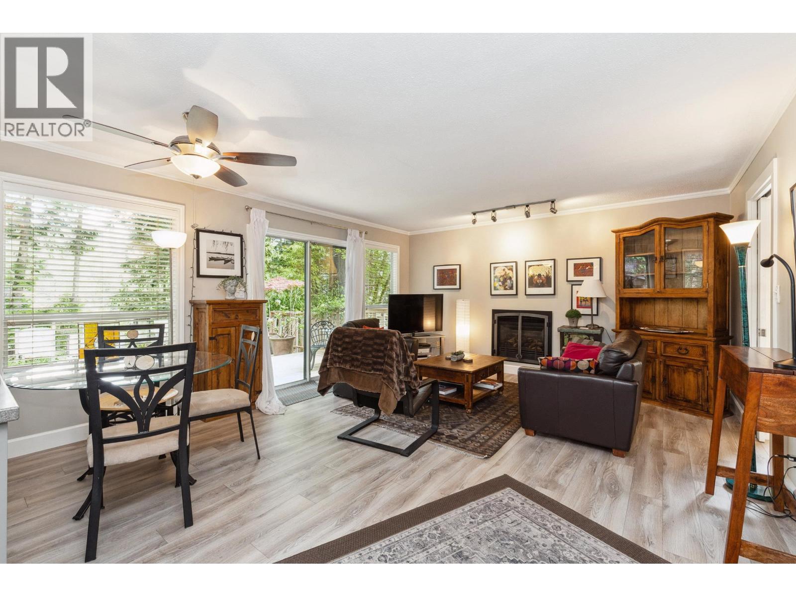 Photo 13 of 4728 Underwood Avenue, North Vancouver BC