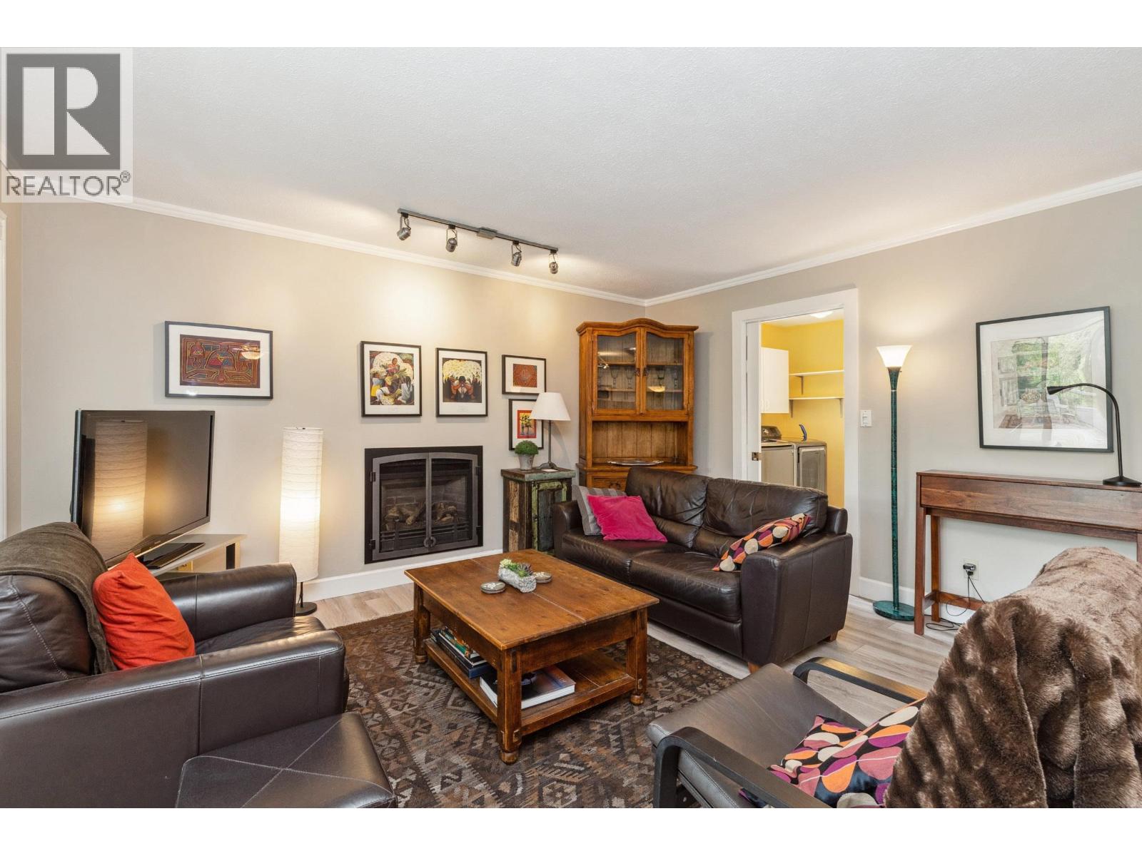 Photo 14 of 4728 Underwood Avenue, North Vancouver BC