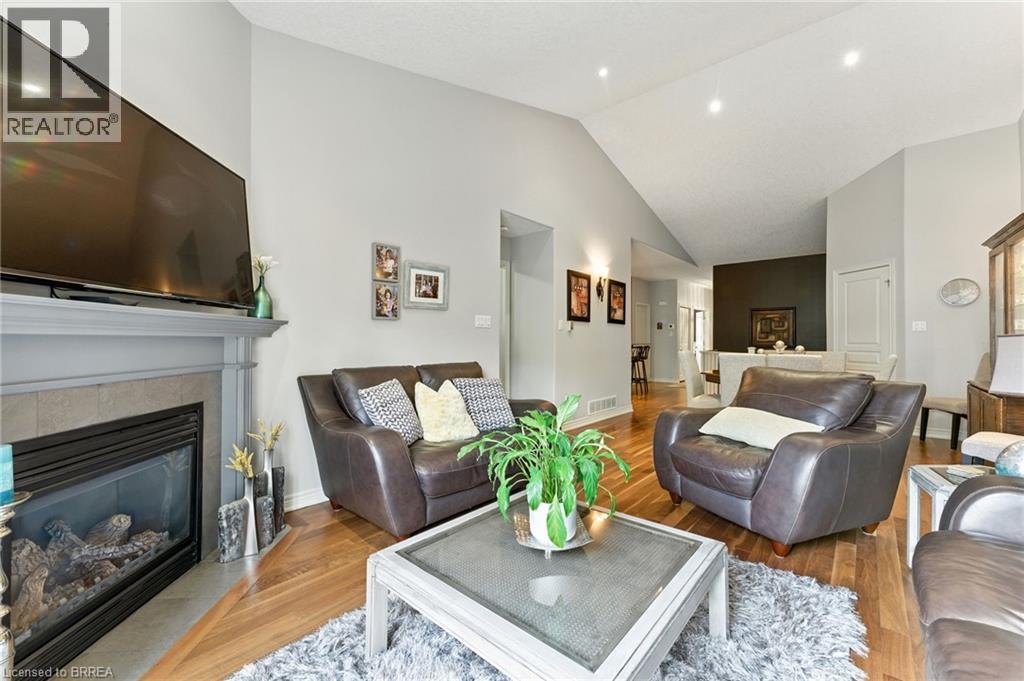 Photo 11 of 655 Park Road N Unit 2, Brantford ON
