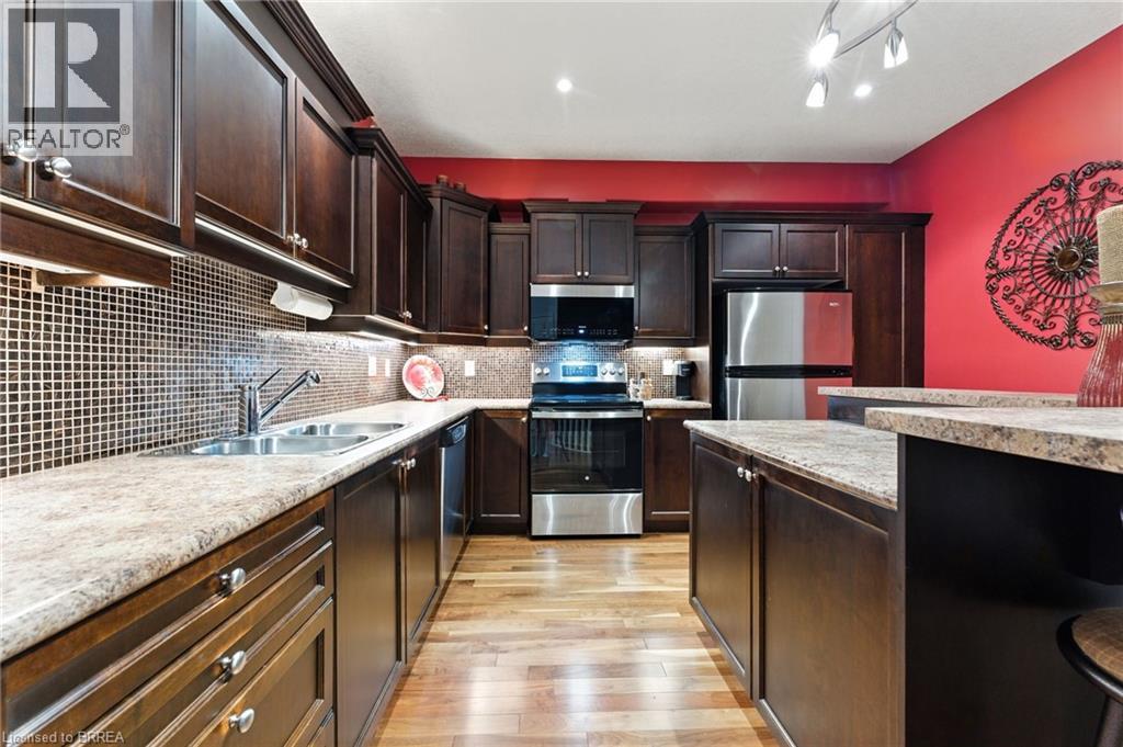 Photo 7 of 655 Park Road N Unit 2, Brantford ON