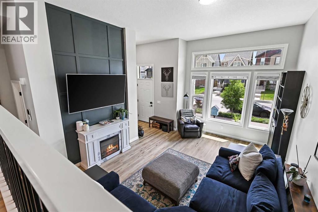 Photo 3 of 554 Masters Road Se, Calgary AB