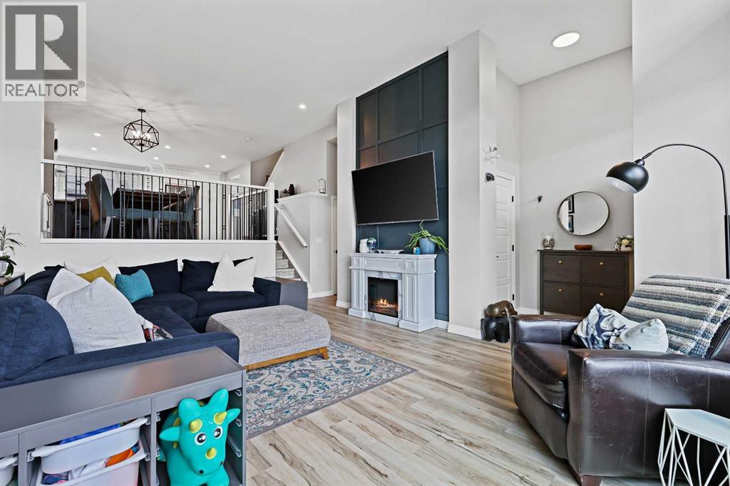 Photo 5 of 554 Masters Road Se, Calgary AB