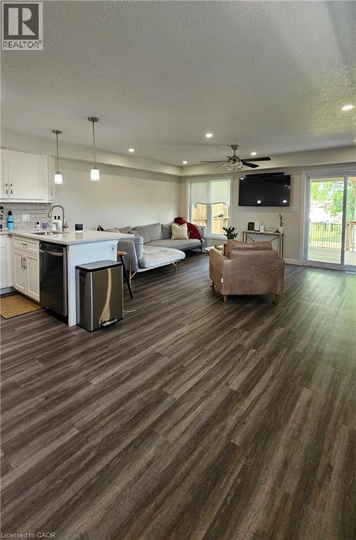 Photo 5 of 60 Clarke Street N Unit Main, Woodstock ON