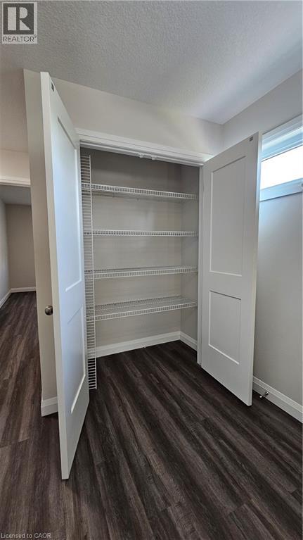 Photo 23 of 60 Clarke Street N Unit Main, Woodstock ON
