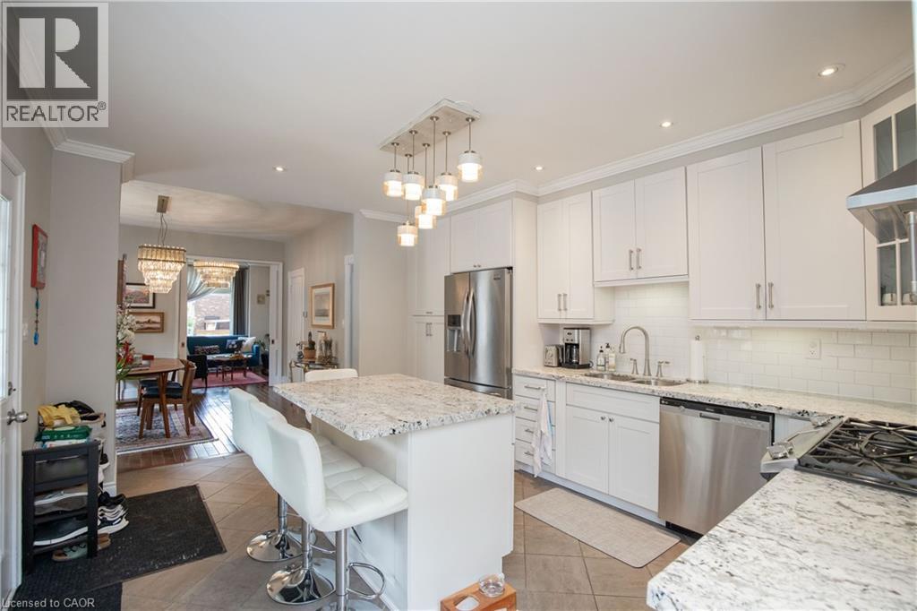 Photo 13 of 167 Napier Street, Hamilton ON