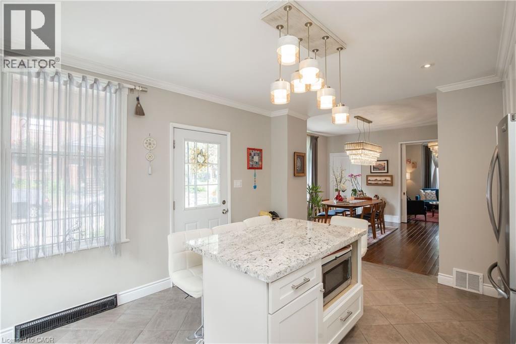 Photo 12 of 167 Napier Street, Hamilton ON