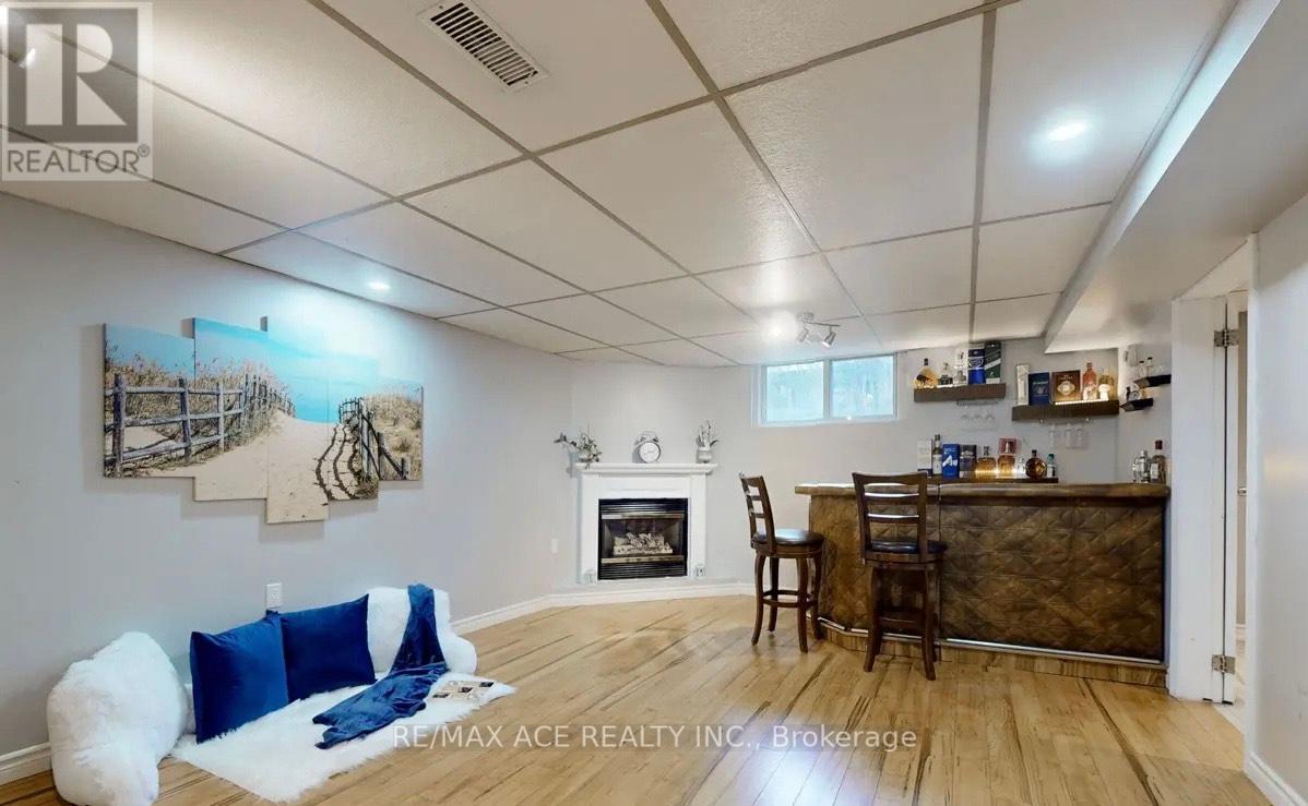 Photo 15 of 603 Braemor Court, Oshawa ON