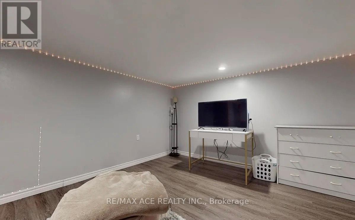 Photo 19 of 603 Braemor Court, Oshawa ON
