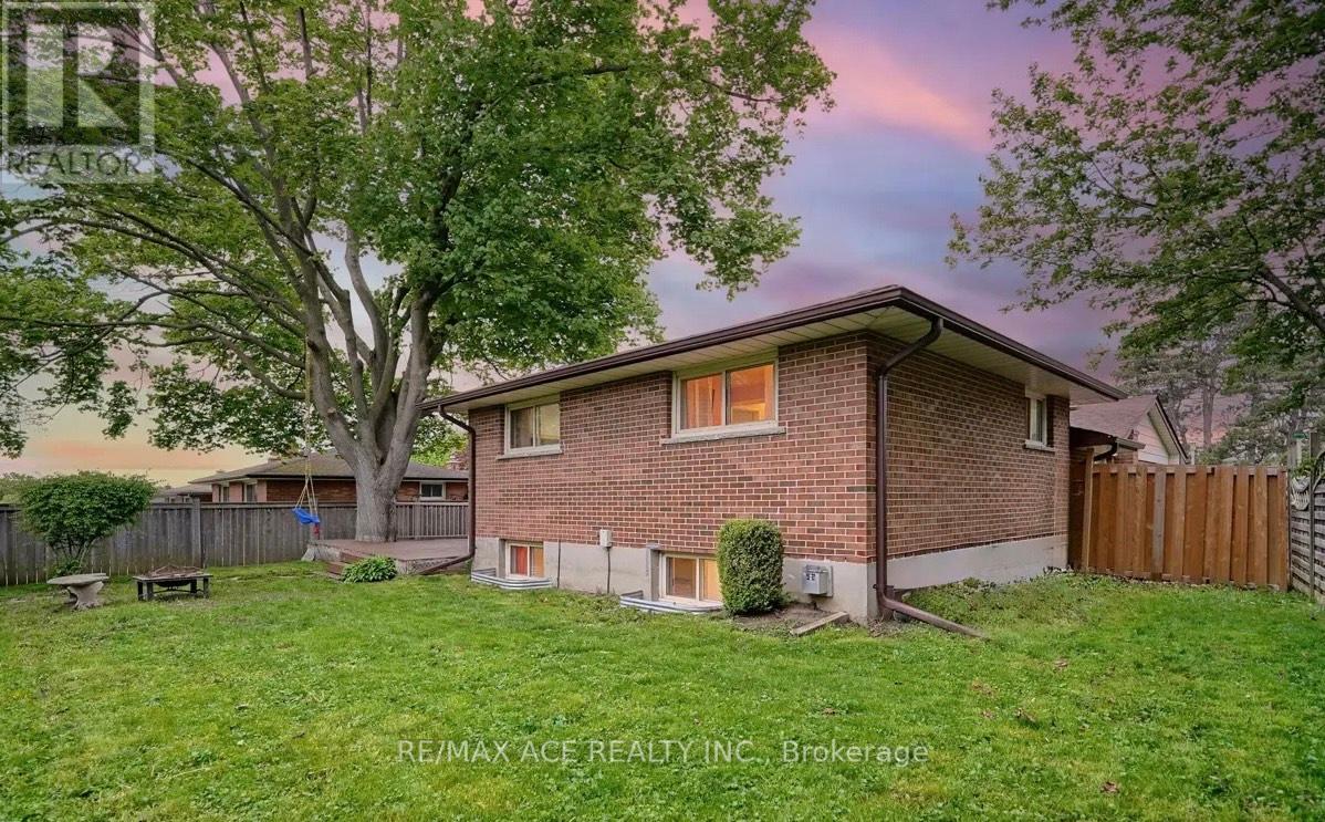 Photo 26 of 603 Braemor Court, Oshawa ON