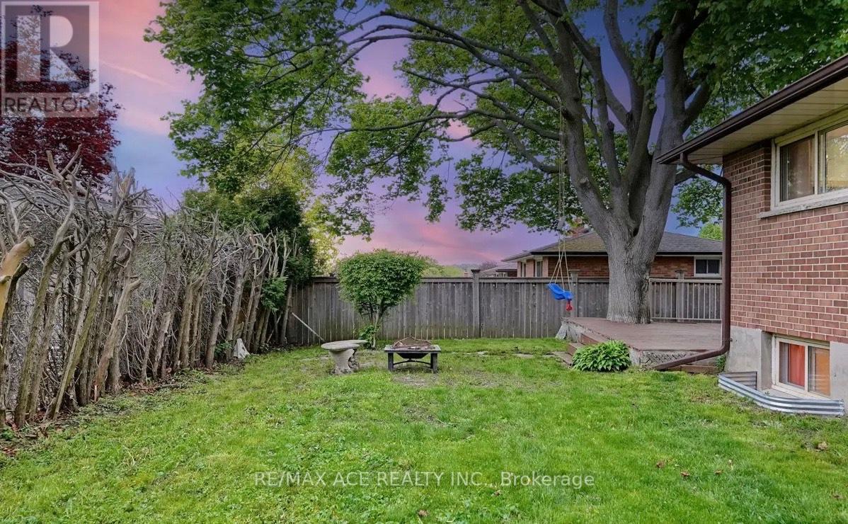 Photo 28 of 603 Braemor Court, Oshawa ON