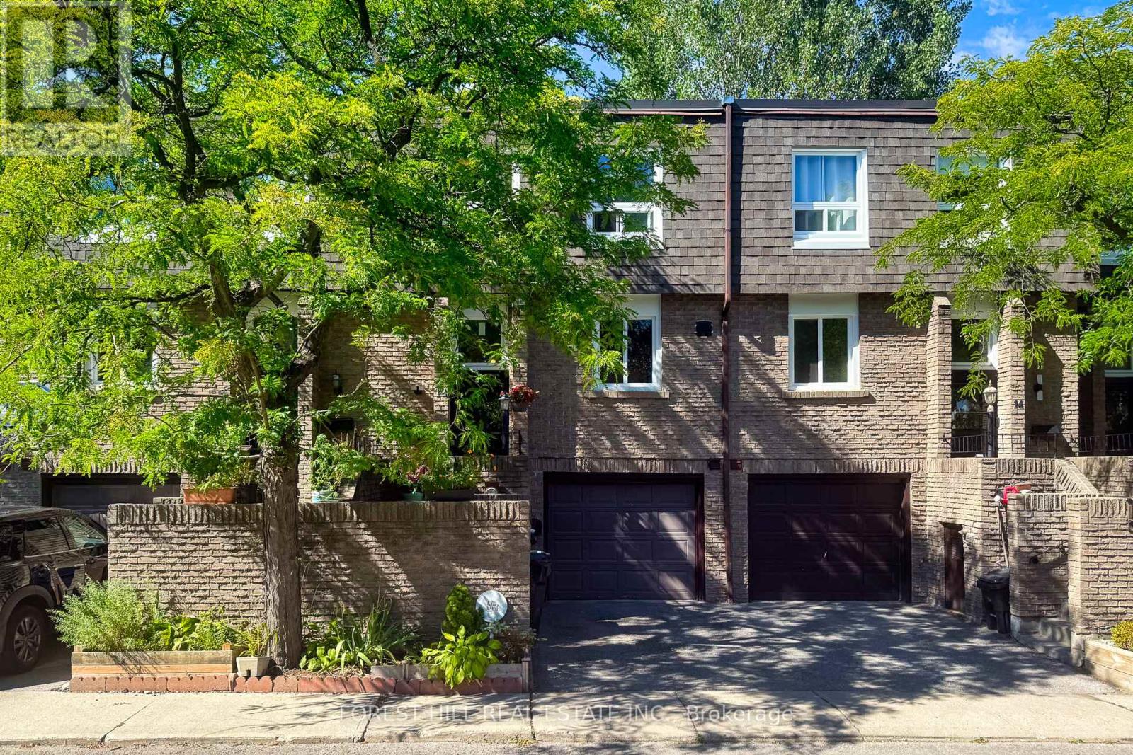 Photo 1 of 12 1 Davisbrook Boulevard, Toronto ON