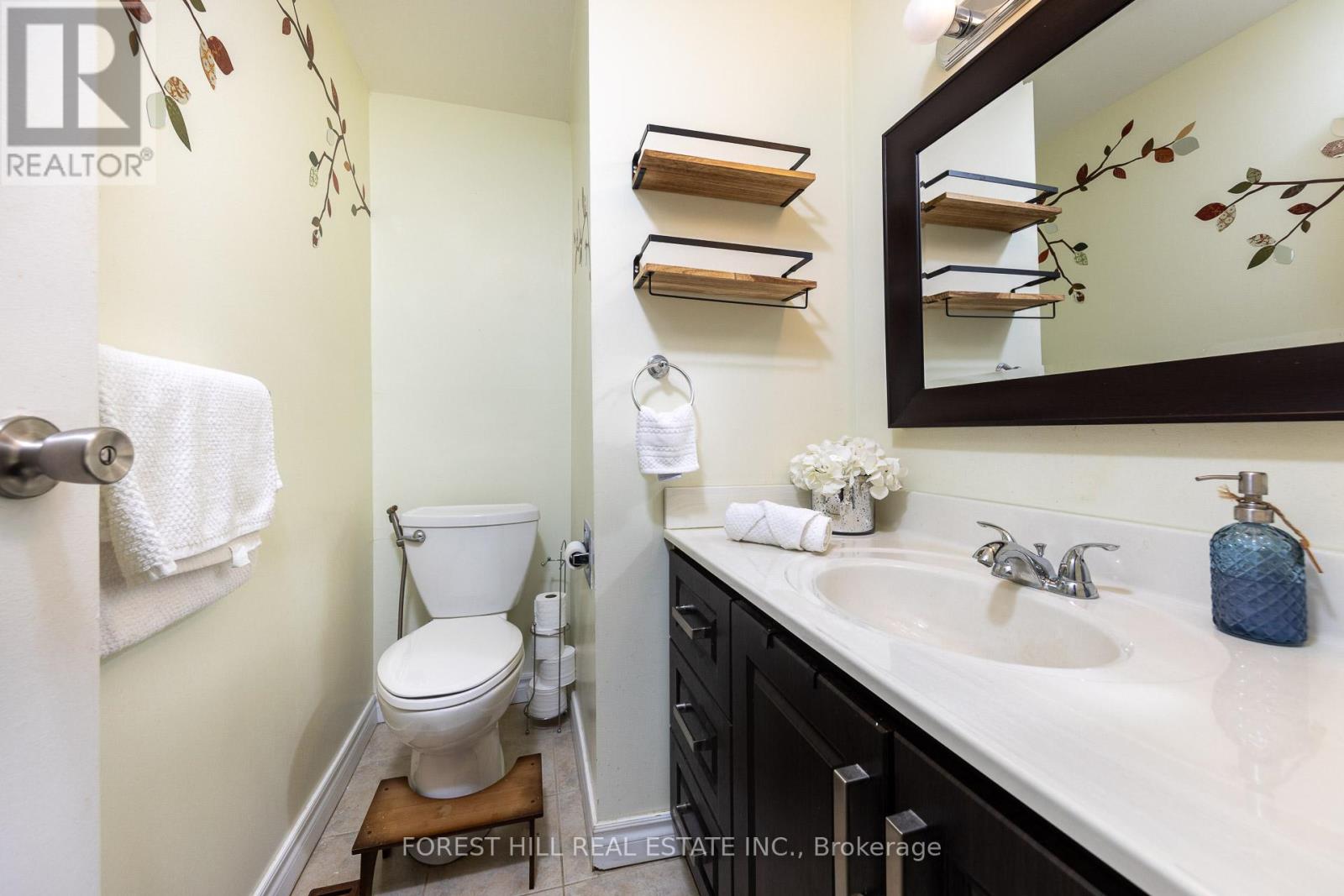 Photo 20 of 12 1 Davisbrook Boulevard, Toronto ON