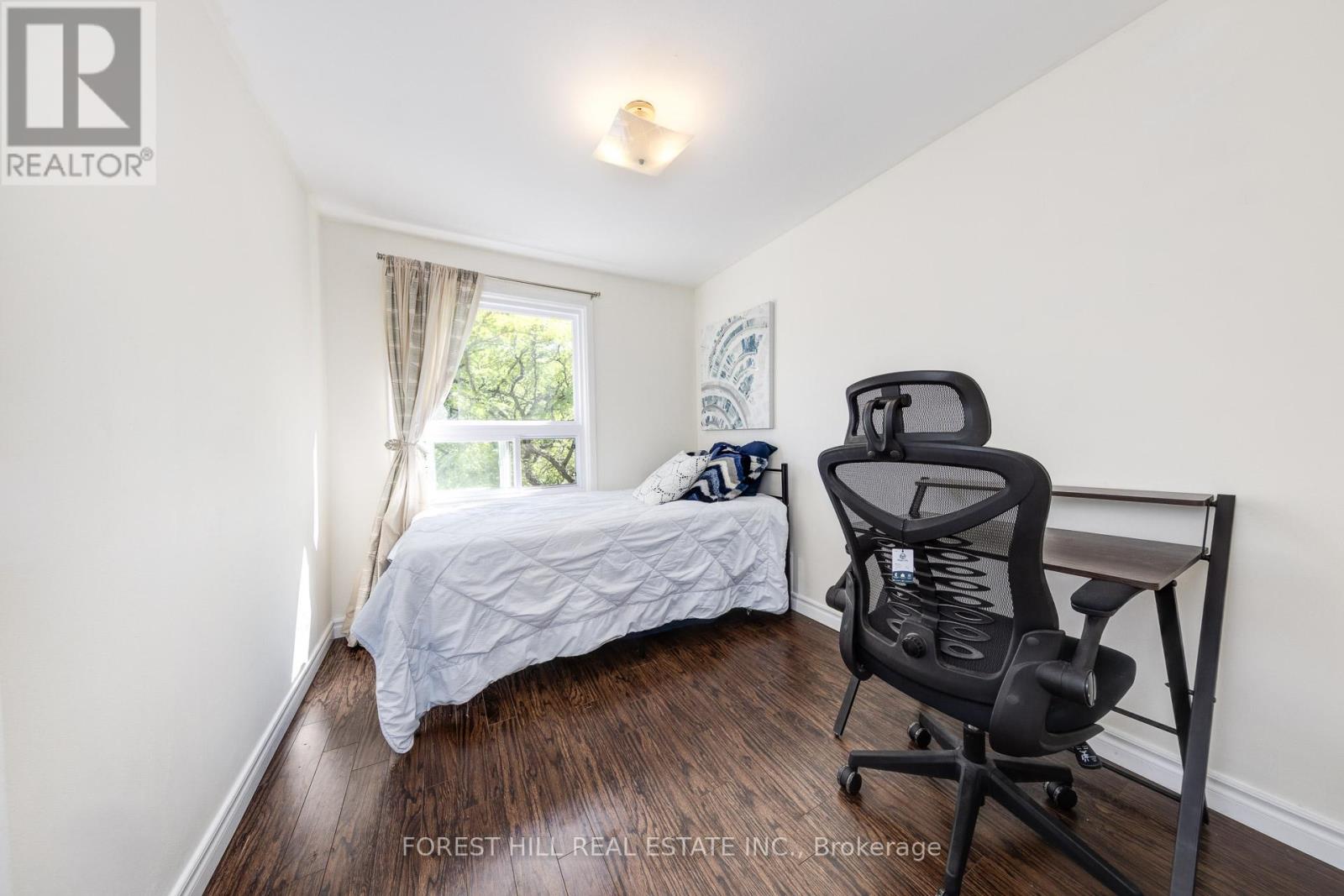 Photo 21 of 12 1 Davisbrook Boulevard, Toronto ON
