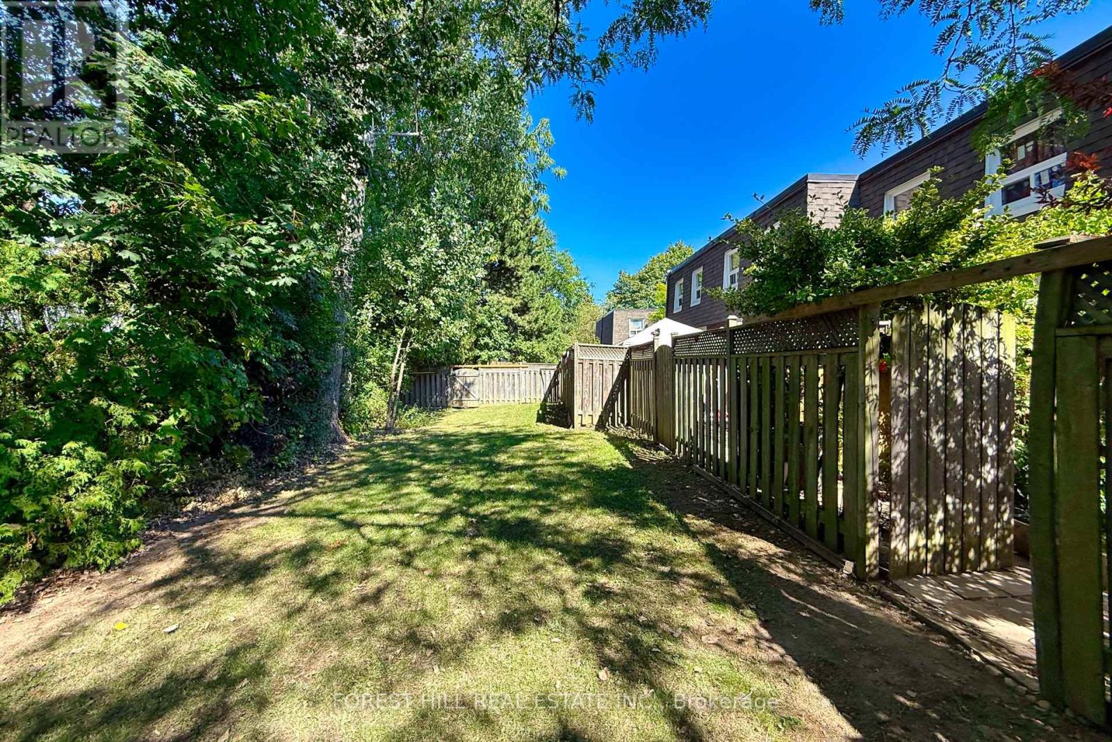 Photo 26 of 12 1 Davisbrook Boulevard, Toronto ON