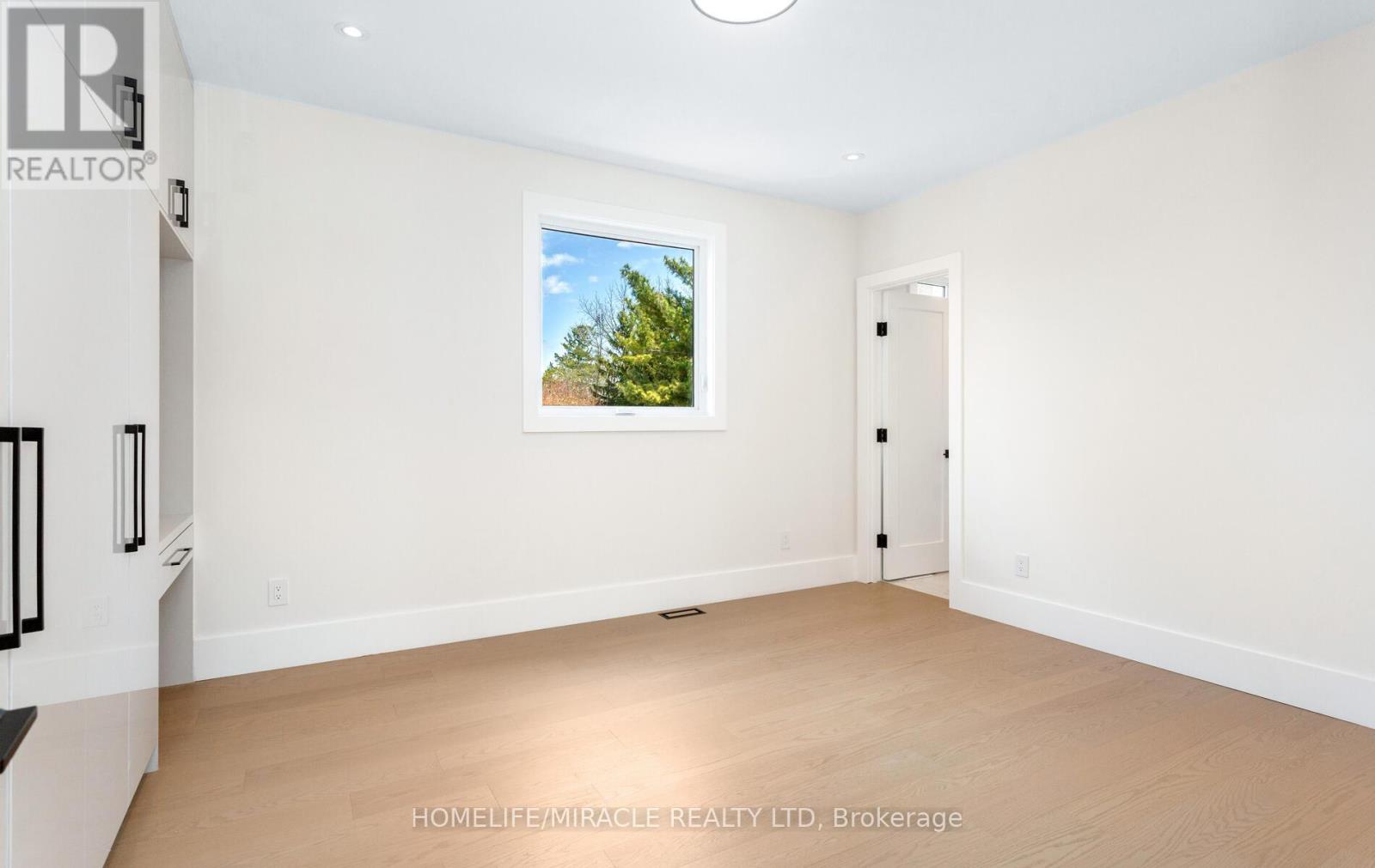 Photo 26 of 55 Adanac Drive, Toronto ON