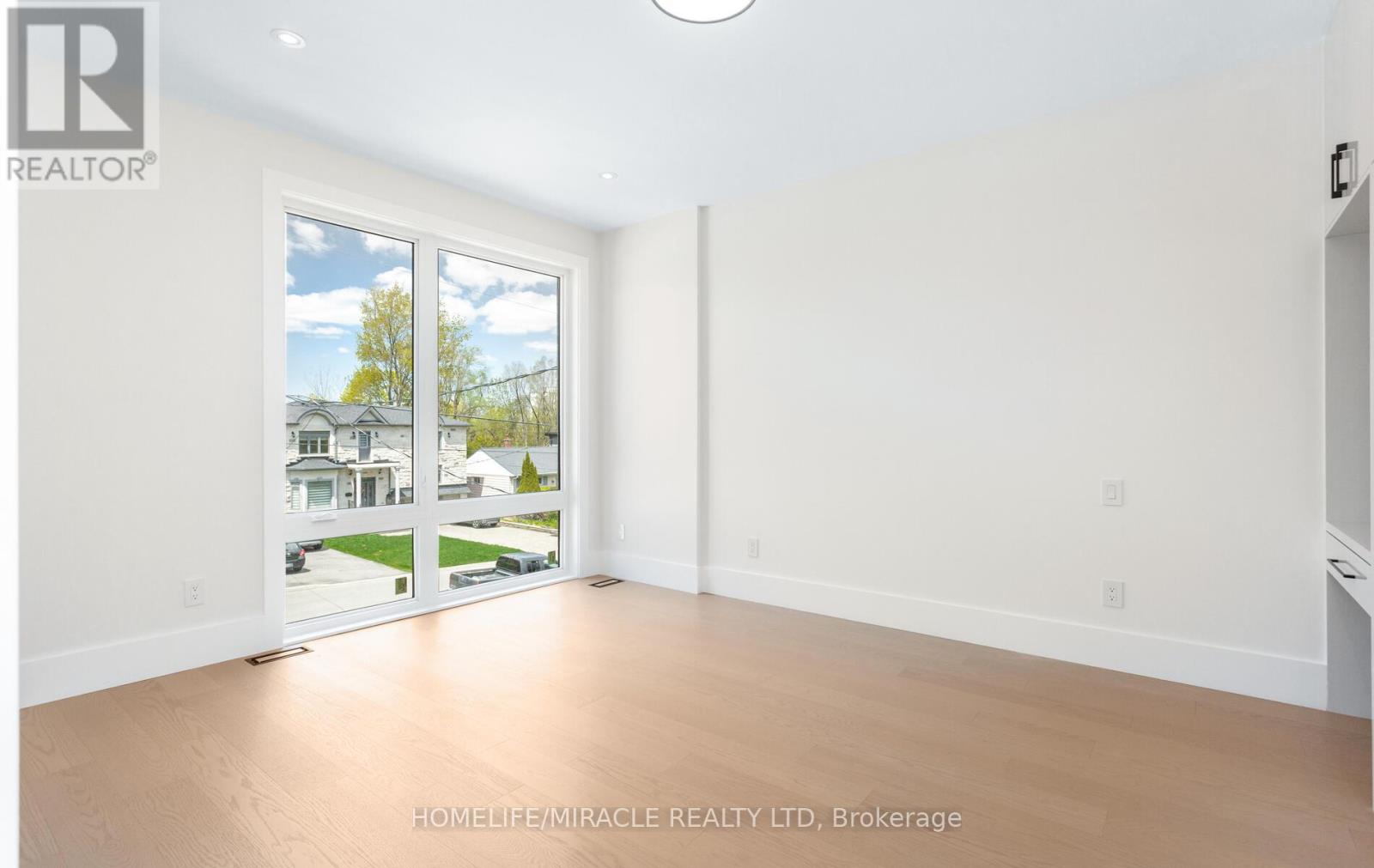 Photo 30 of 55 Adanac Drive, Toronto ON