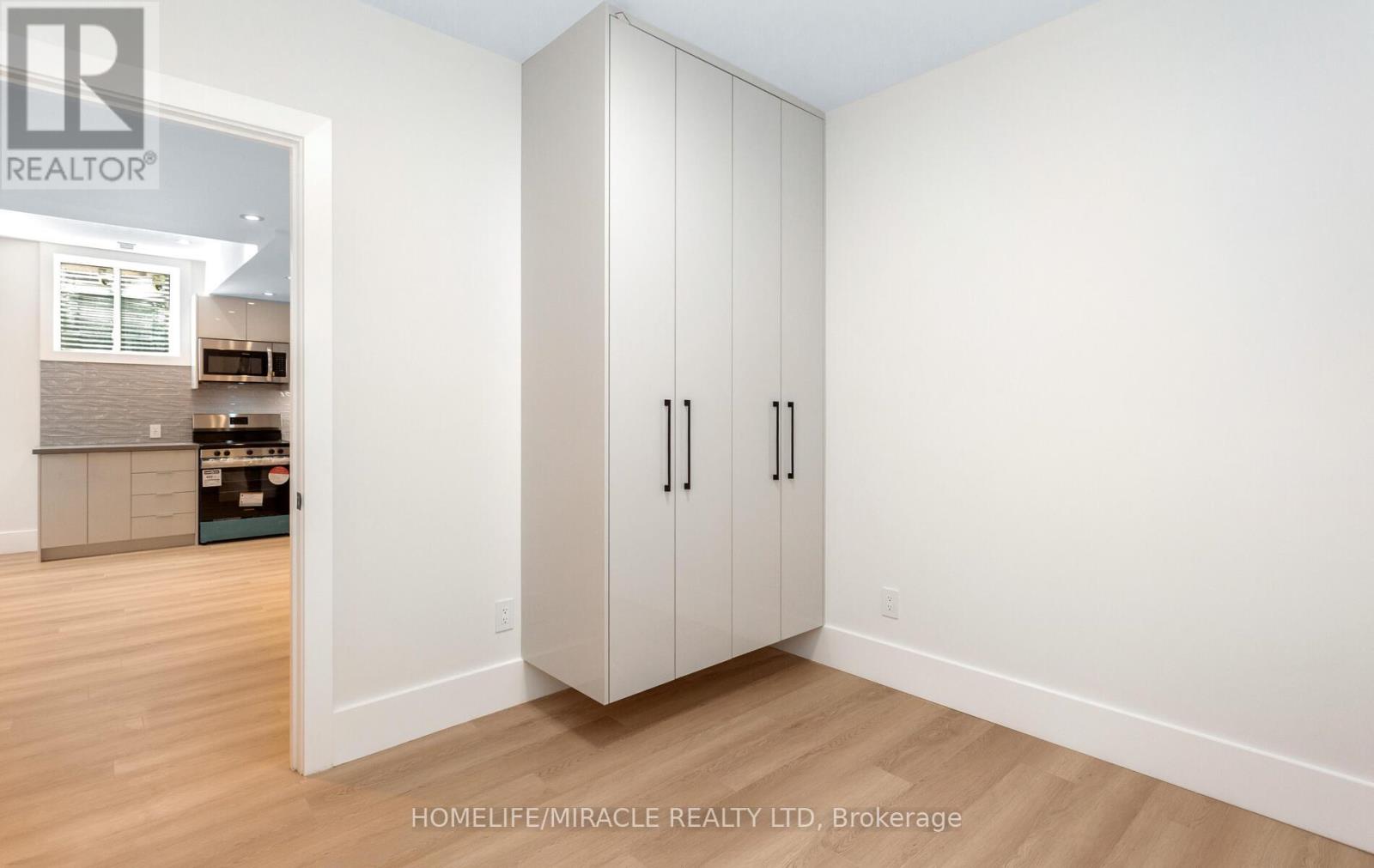 Photo 41 of 55 Adanac Drive, Toronto ON