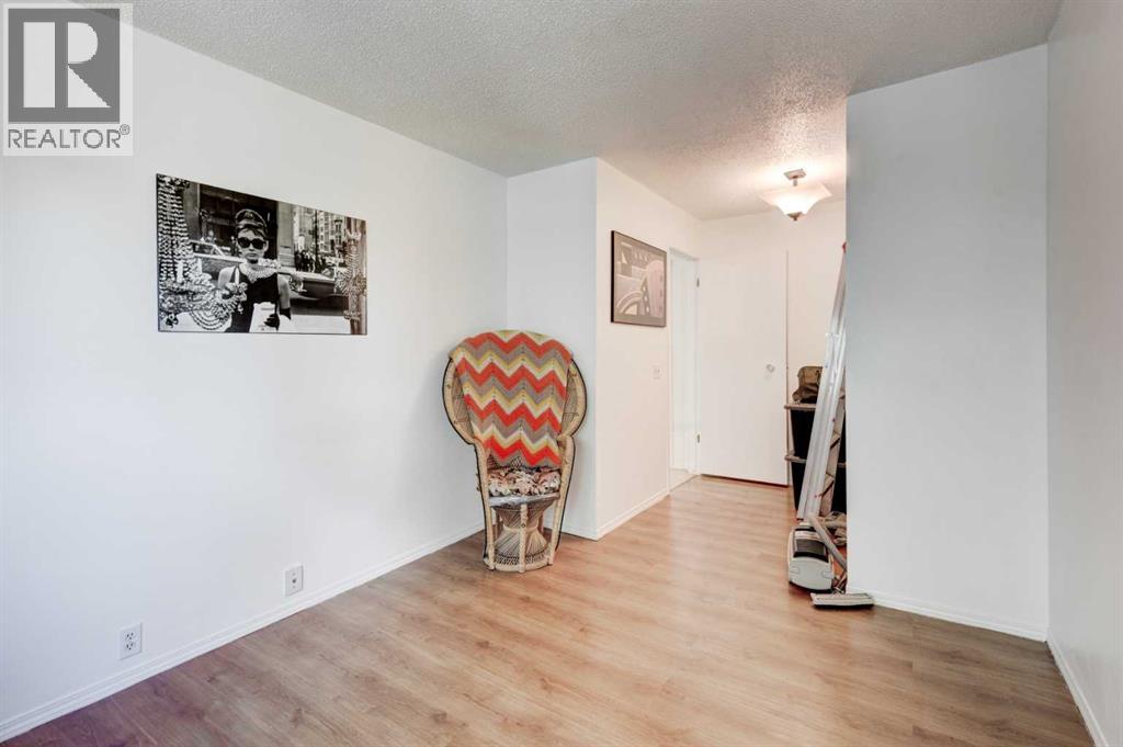 Photo 24 of 110 2300 Oakmoor Drive Sw, Calgary AB