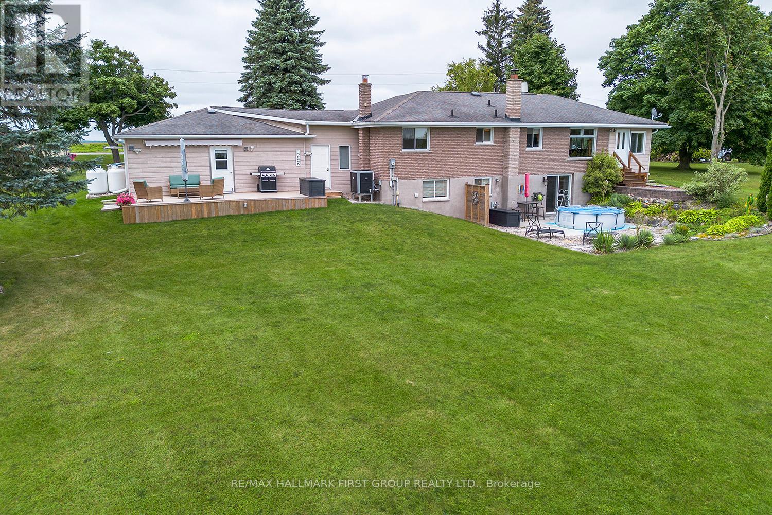 Photo 3 of 122 Gilson Point Road, Kawartha Lakes ON