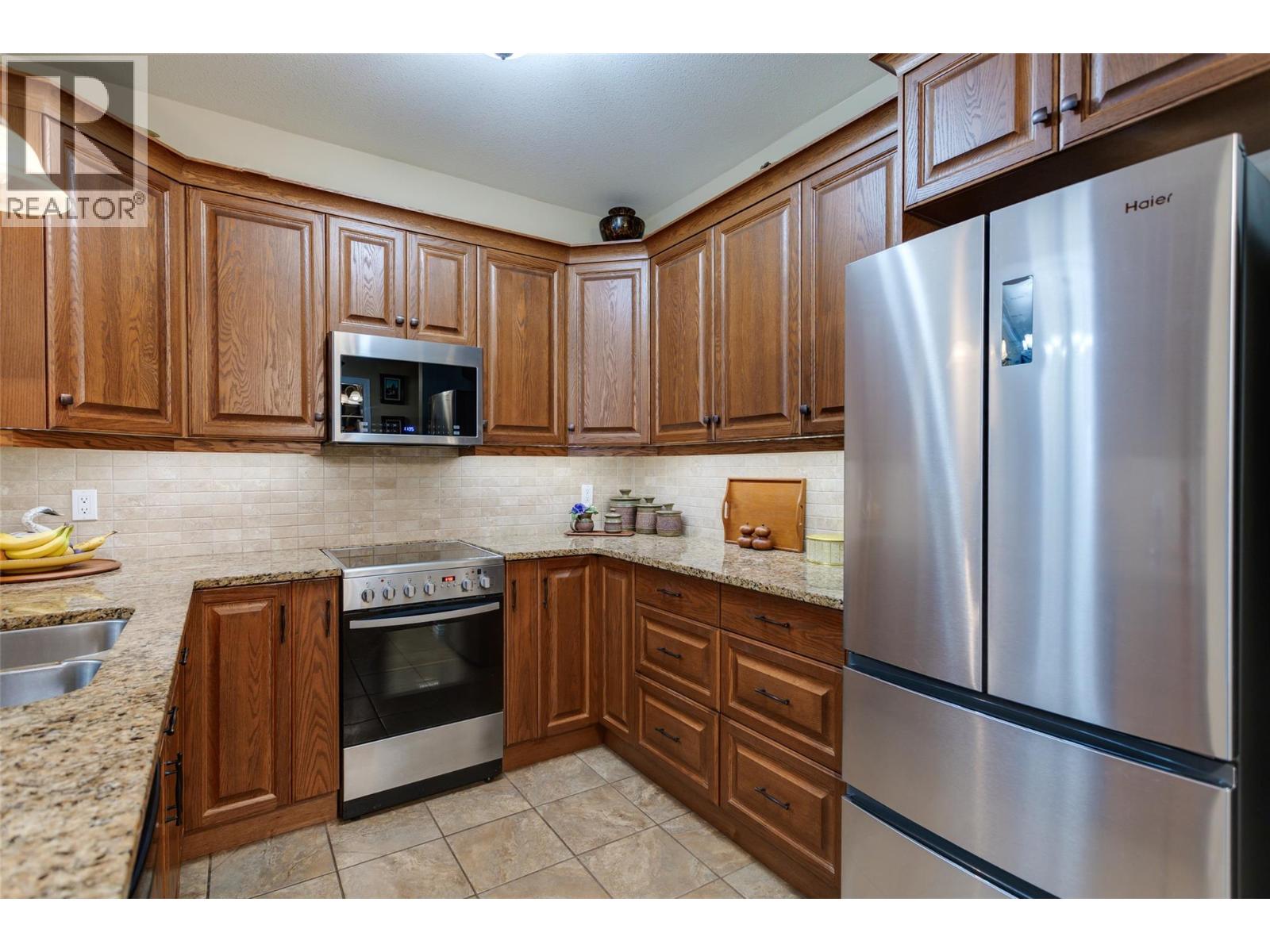 Photo 8 of 877 Klo Road Unit 125, Kelowna BC