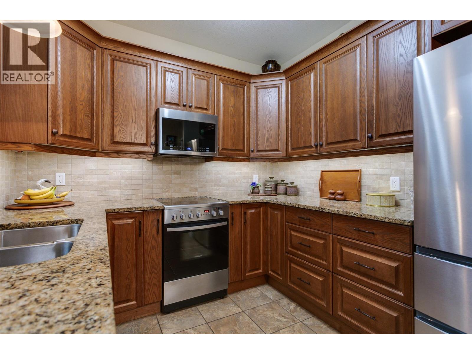 Photo 10 of 877 Klo Road Unit 125, Kelowna BC