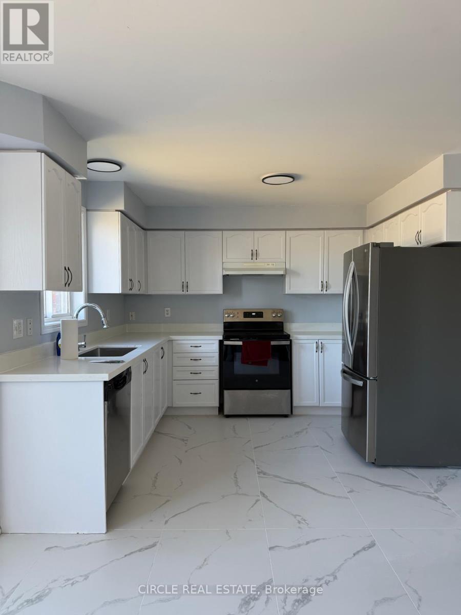 Photo 2 of 1531 Rankin Way, Innisfil ON