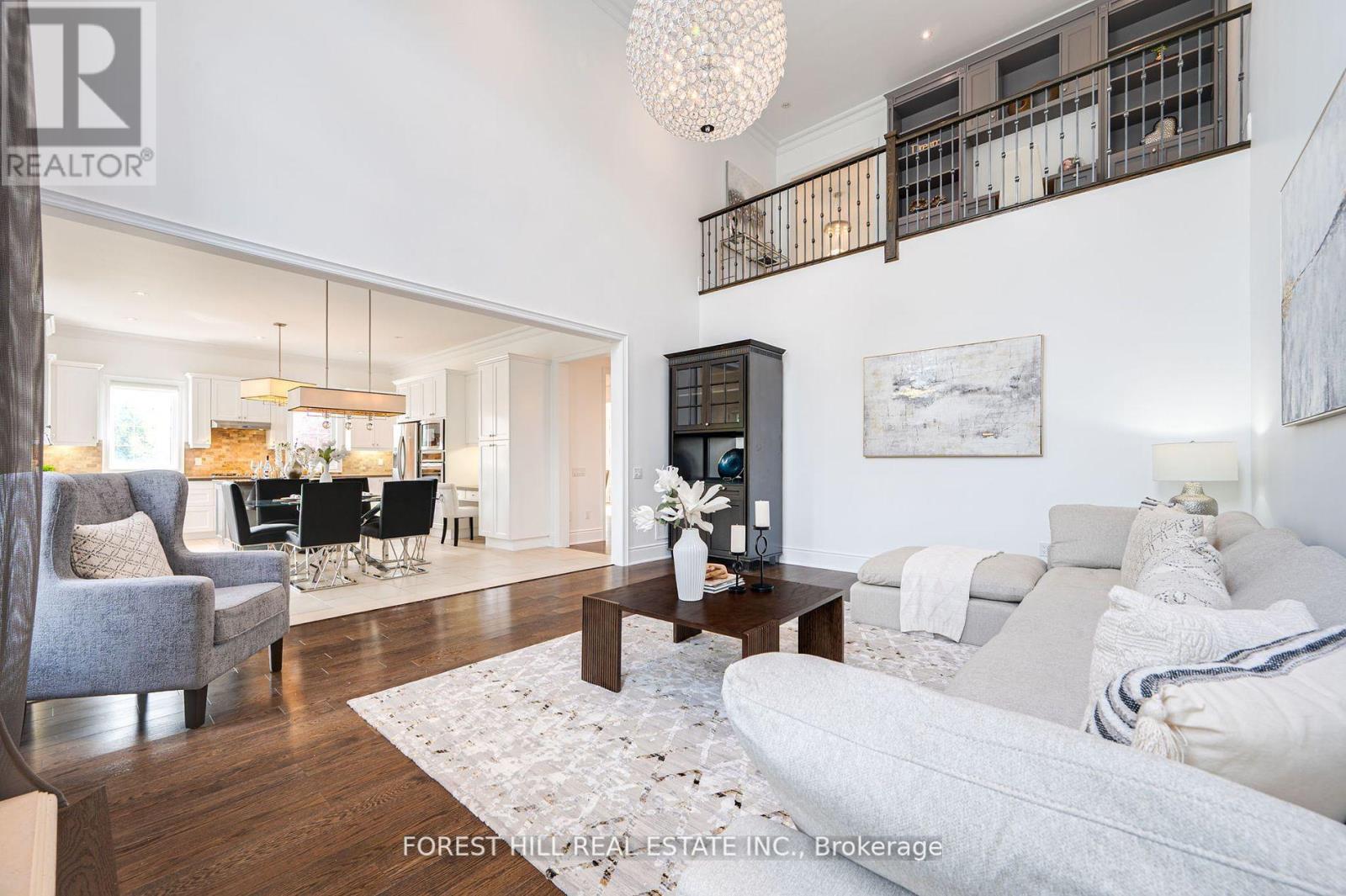Photo 22 of 101 Glenheron Crescent, Vaughan ON