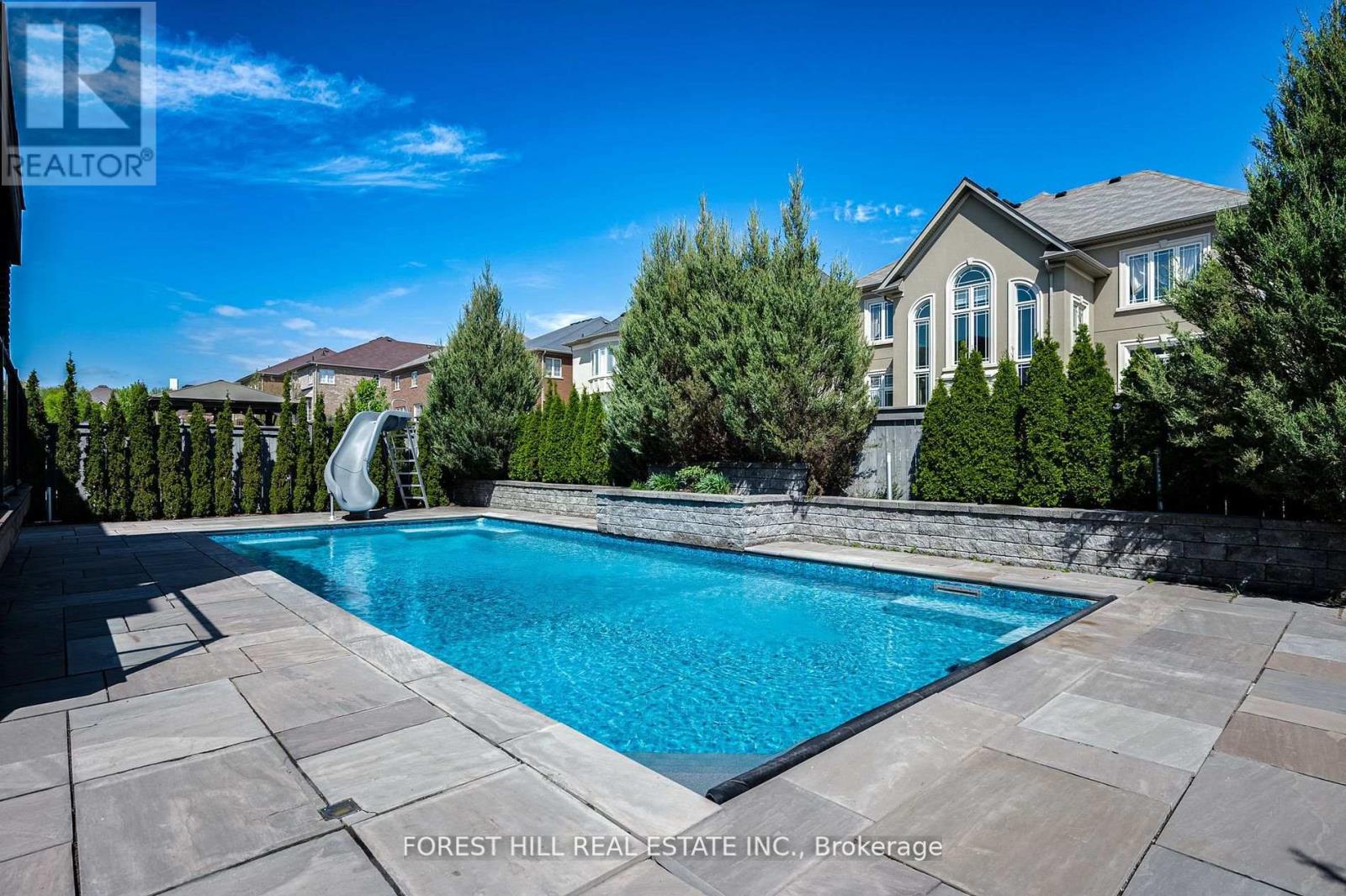 Photo 47 of 101 Glenheron Crescent, Vaughan ON