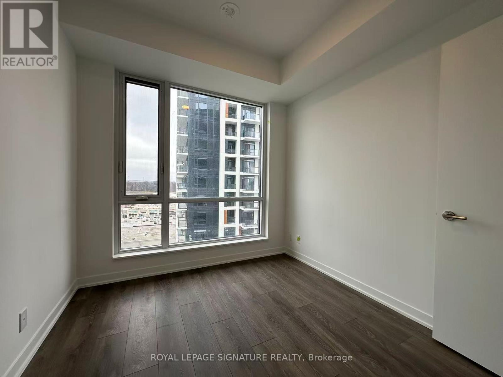 Photo 4 of 1026 7950 Bathurst Street, Vaughan ON