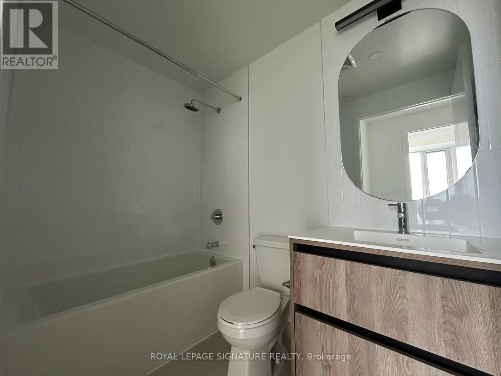 Photo 5 of 1026 7950 Bathurst Street, Vaughan ON