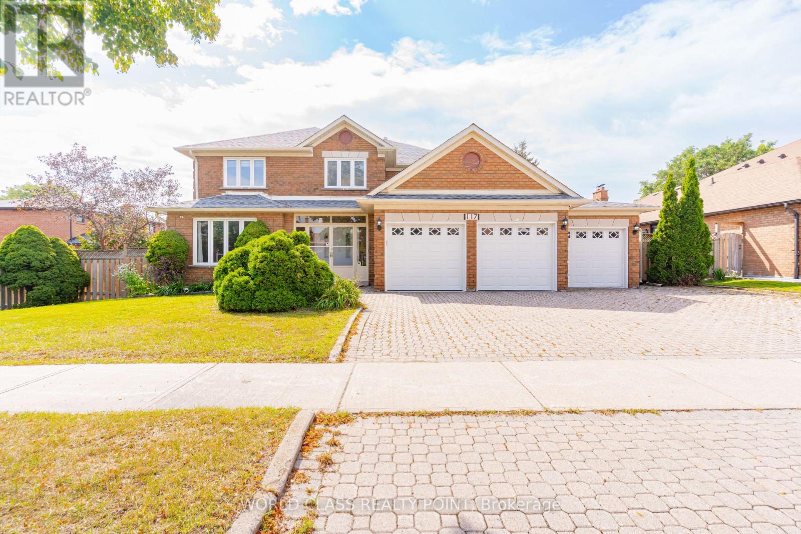 Photo 1 of 117 Highglen Avenue, Markham ON