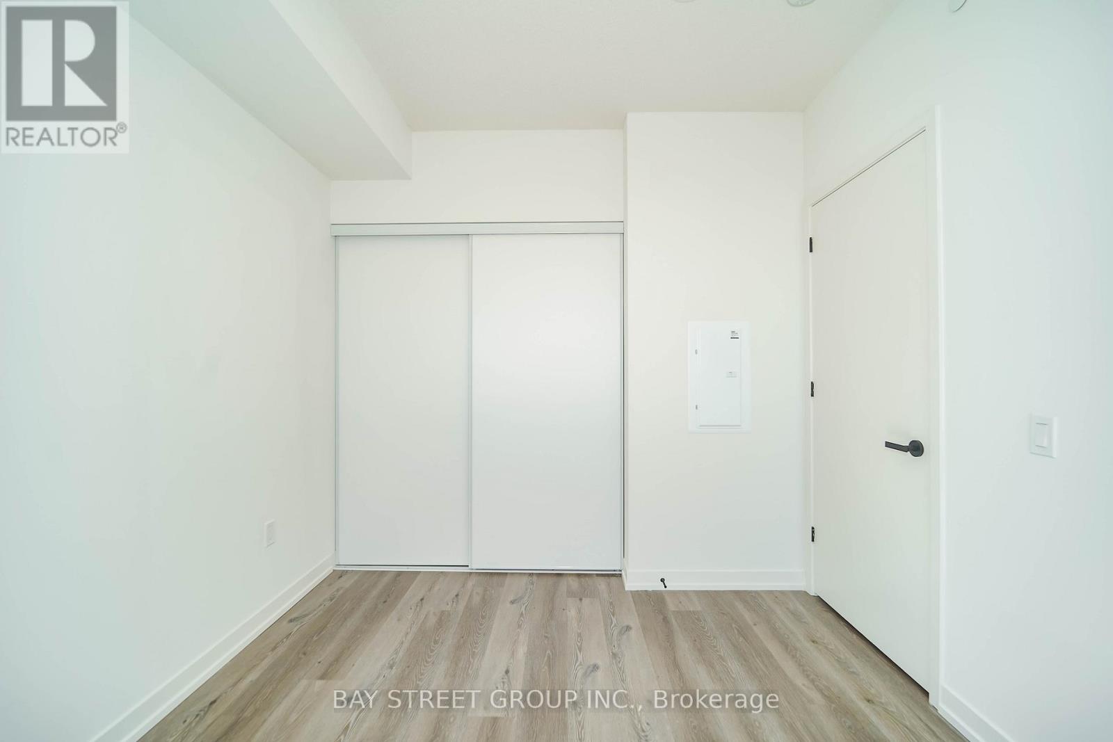Photo 20 of 4109 28 Interchange Way, Vaughan ON