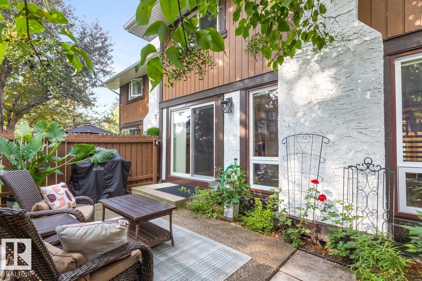 Photo 28 of 90 Hearthstone Nw, Edmonton AB
