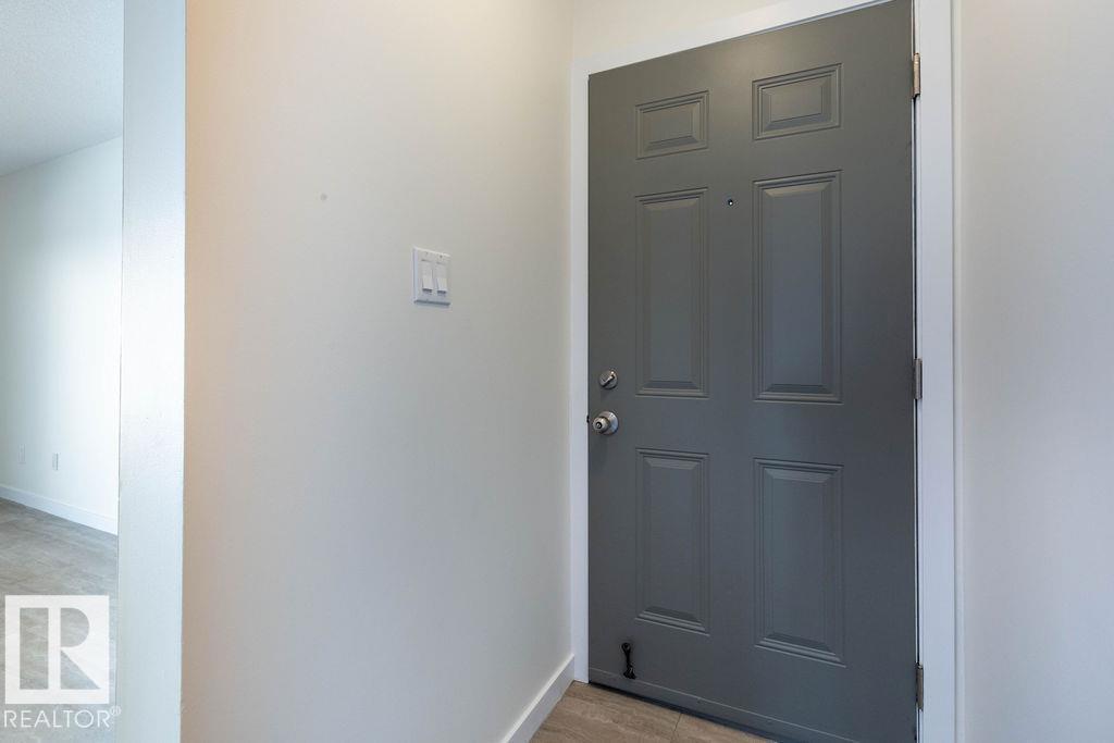 Photo 10 of 62 Lancaster Tc Nw Nw, Edmonton AB