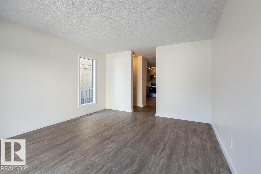Photo 14 of 62 Lancaster Tc Nw Nw, Edmonton AB