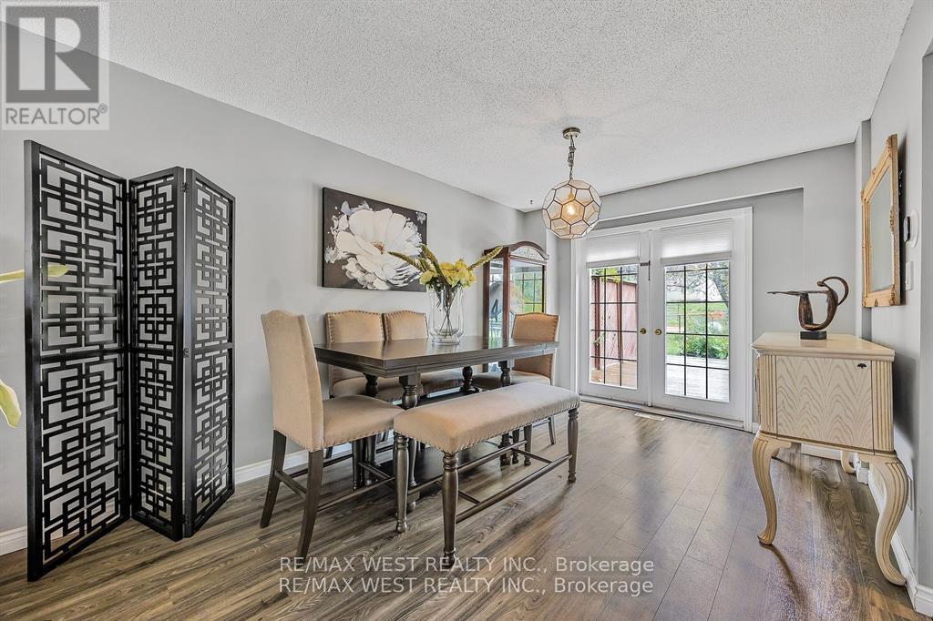 Photo 12 of 230 Browning Crescent, Barrie ON